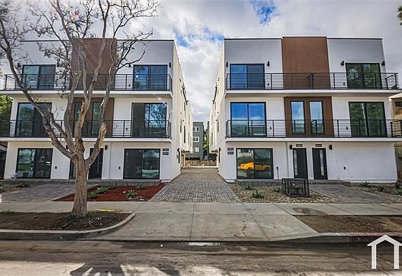 2nd image of 11810 Gilmore St #1