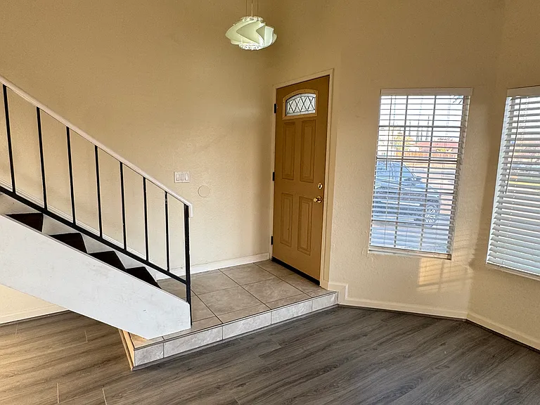 25776 Margarita St — Photo 5
