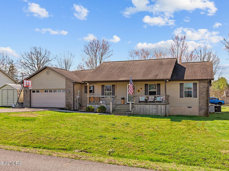 1st image of 34 Lakyn Dr