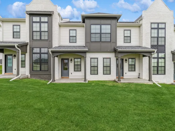 14134 Wilden Dr, Urbandale, IA 50323