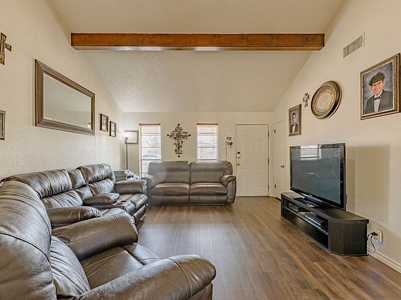 4th image of 8611 Dublin Ave