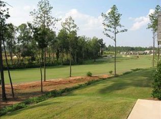 118 Cottage Club Dr, Locust Grove, GA 30248