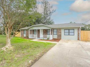 980 Spanish Moss Dr, Pensacola, FL 32506