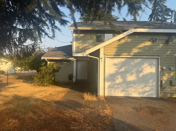 522 Field Rd E #4, Spanaway, WA 98387