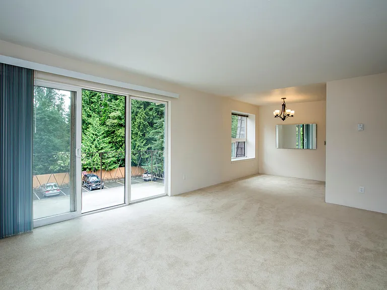 16057 NE 8th St #205 — Photo 32