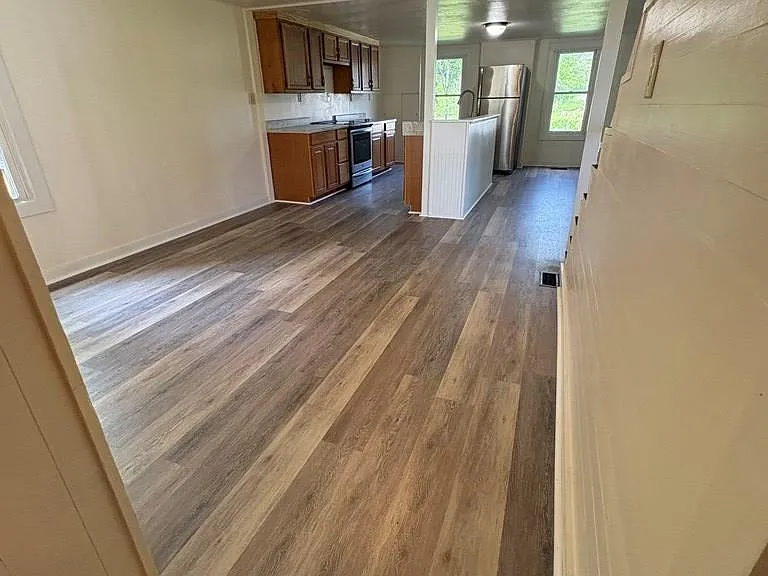 1058 Campbell Run Rd — Photo 22