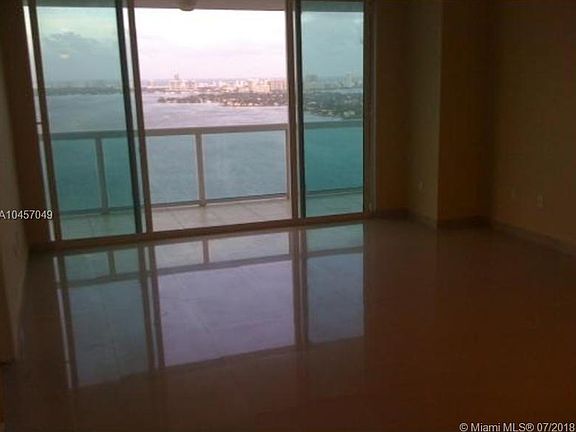 4th image of 1800 N Bayshore Dr APT 2807
