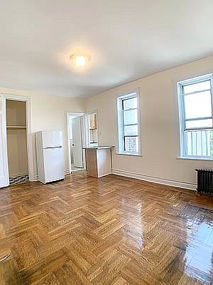 1st image of 221 Wadsworth Ave #5H