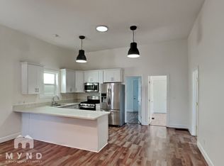 1064 30th St, Oakland, CA 94608