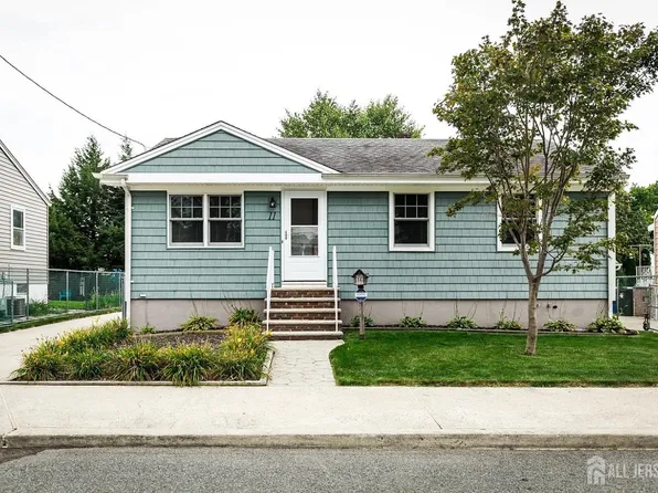 11 Olive St, Fords, NJ 08863