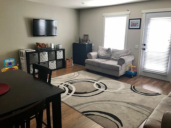 2nd image of 857 Carlisle Way