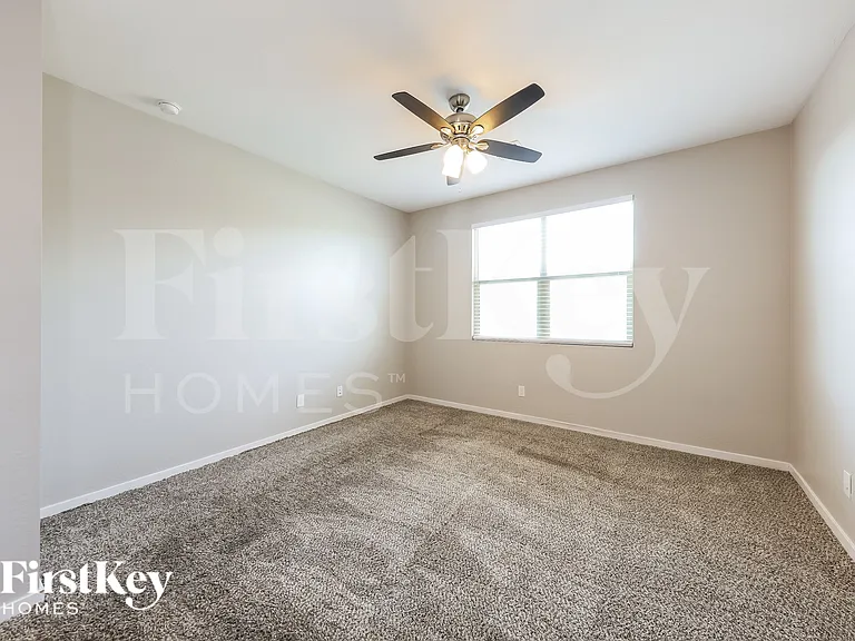 10129 W Southgate Ave — Photo 7