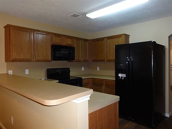 4th image of 18915 Brownstone Mills Dr