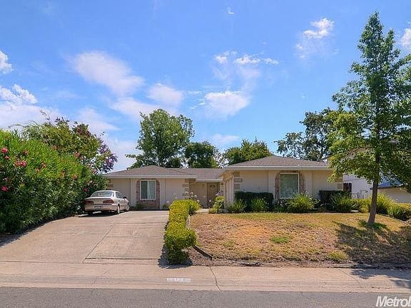 5th image of 5912 Brittany Way
