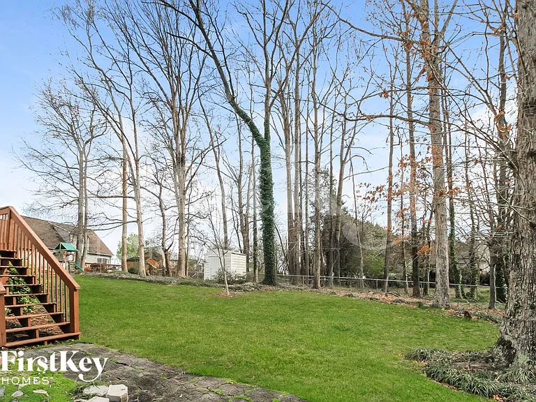 3110 Glenshire Dr — Photo 15