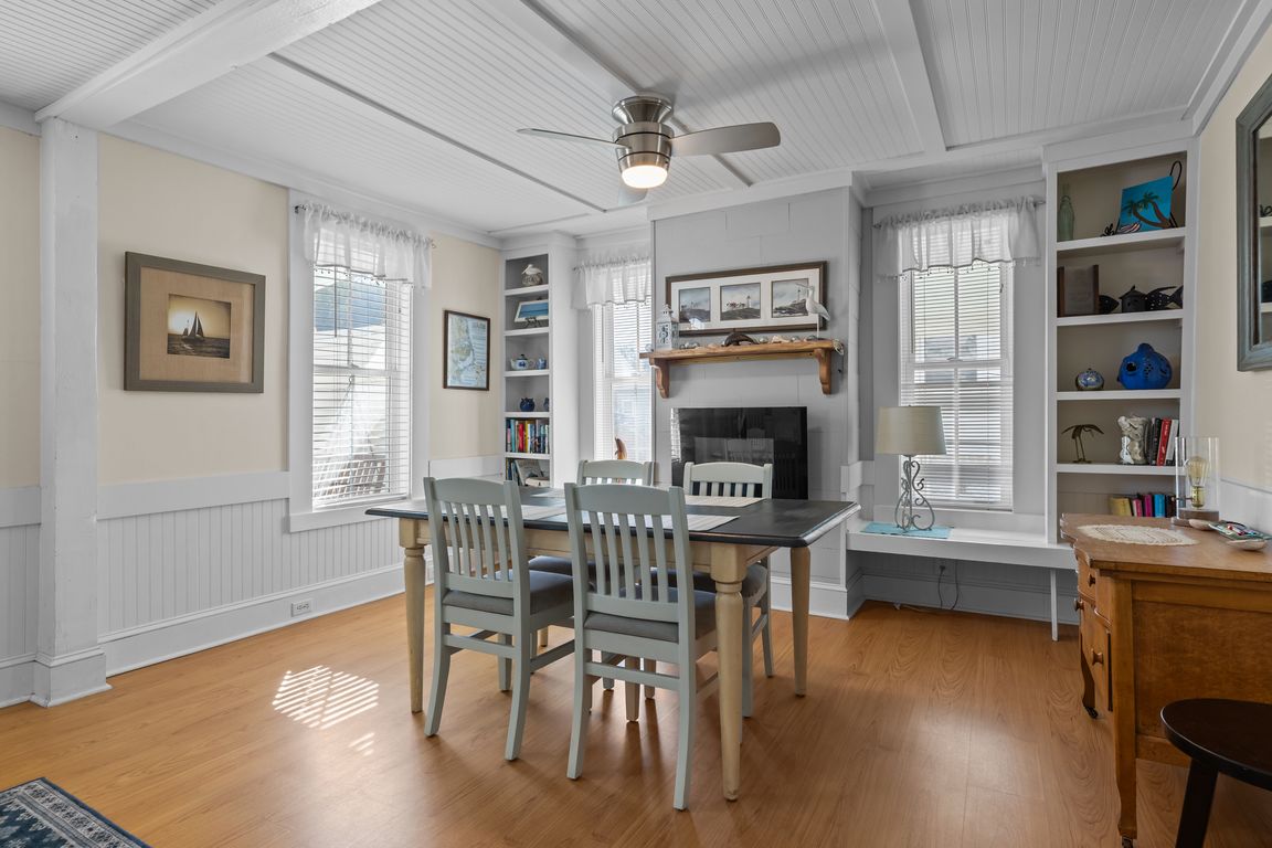 next background image