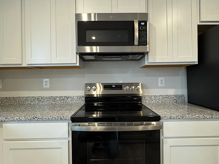 2876 Orchard Ridge Ln — Photo 22