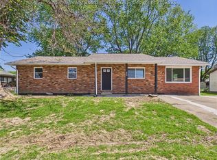 25 Fernwood Way, Millwood, WV 25262