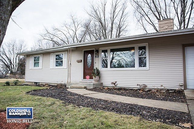 1st image of 1329 Royal Dr