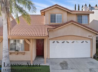 14617 Tundra Dr, Sylmar, CA 91342