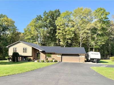 467 Old Pulaski Rd, New Castle, PA, 16105