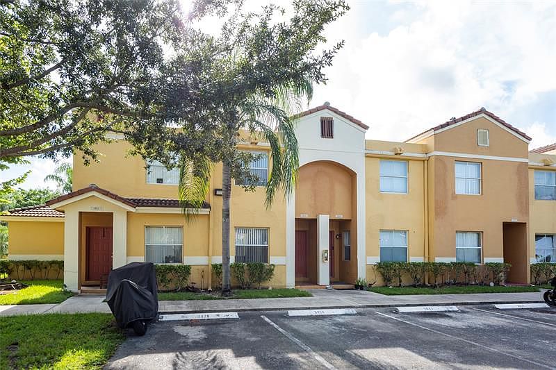 1st image of 3922 NW 90th Ave #3922