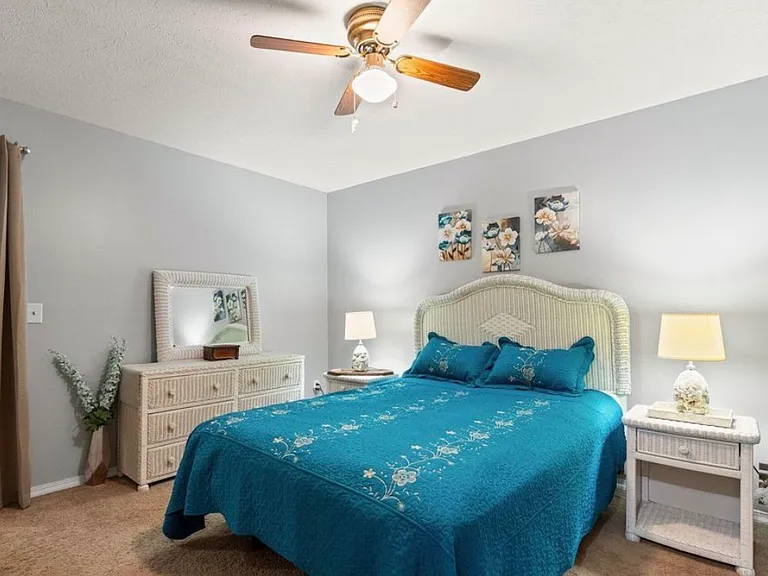 6408 Howard Ave — Photo 3