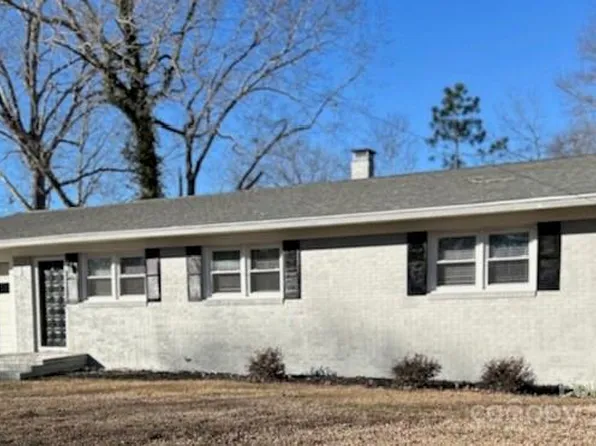 1243 Wendover Ave, Albemarle, NC 28001