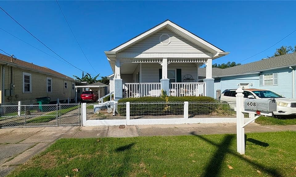 1st image of 608 Allo Ave