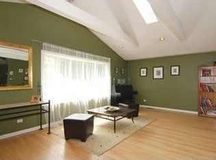 1711 S Cumberland Ave, Park Ridge, IL 60068