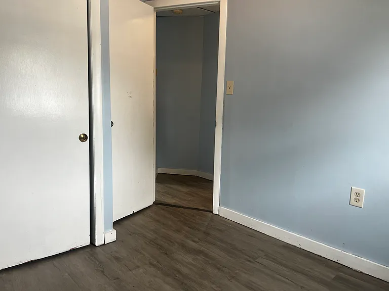 40 Portland Ave — Photo 25