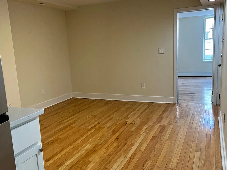 1815 E Passyunk Ave #2 — Photo 2