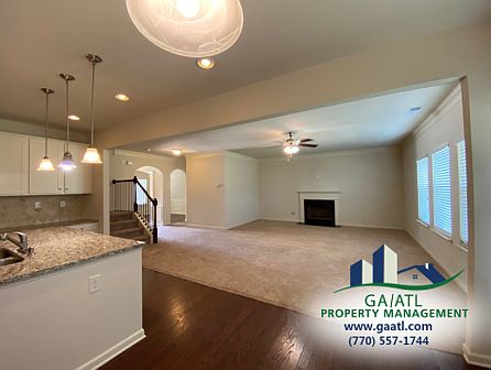 5th image of 600 Country Ridge Dr