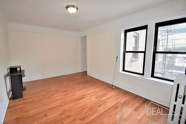 Rented by Ideal Properties Group | media 3