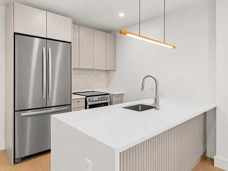 250 W 49th St #11001 — Photo 3