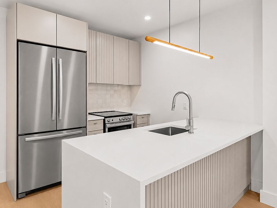 1st image of 250 W 49th St #1801