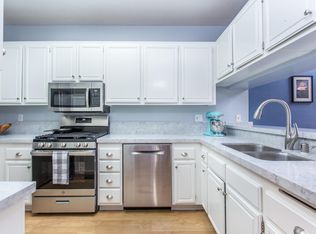 45 McAfee Ct, Thousand Oaks, CA 91360