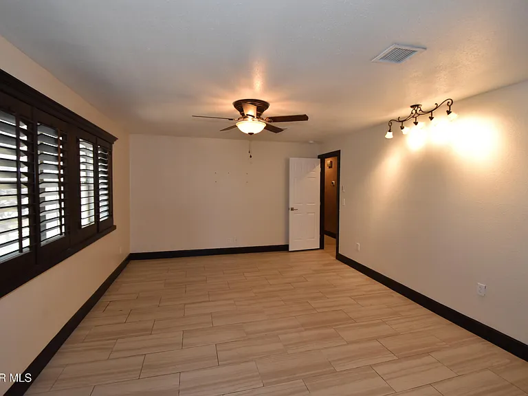 10800 Saigon Dr — Photo 18