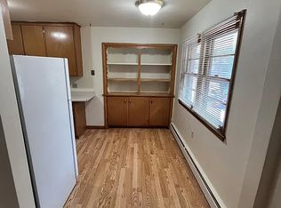 2313 Brentwood Pkwy APT 3, Madison, WI 53704