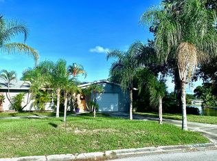 8549 122nd St, Seminole, FL 33772
