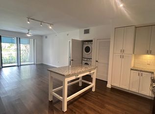 2224 McClellan St #B3, Hollywood, FL 33020