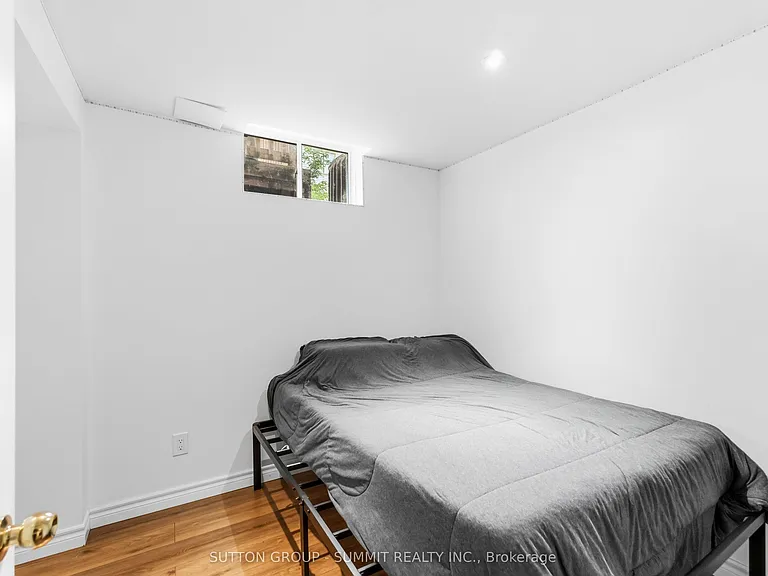 74 Cole St — Photo 23