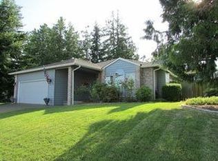 302 S 30th St, Mount Vernon, WA 98274