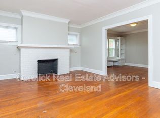 2965 E Derbyshire Rd, Cleveland Heights, OH 44118