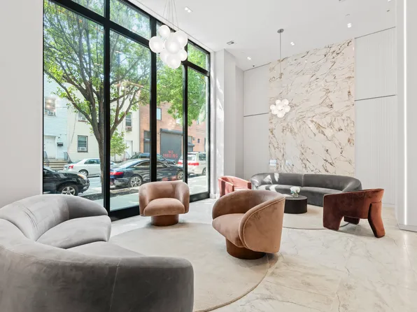 597 Grand Street image 12 of 39