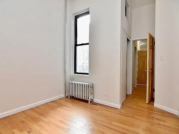 3rd image of 105 W 138th St #E
