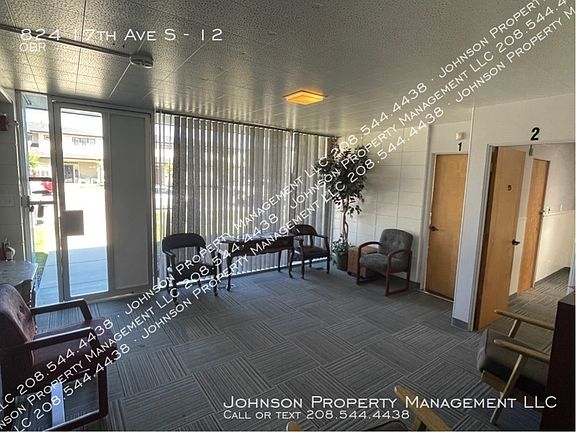 4th image of 824 17th Ave S #12