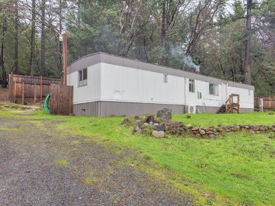 120 Steelhead Ln, Grants Pass, OR, 97527