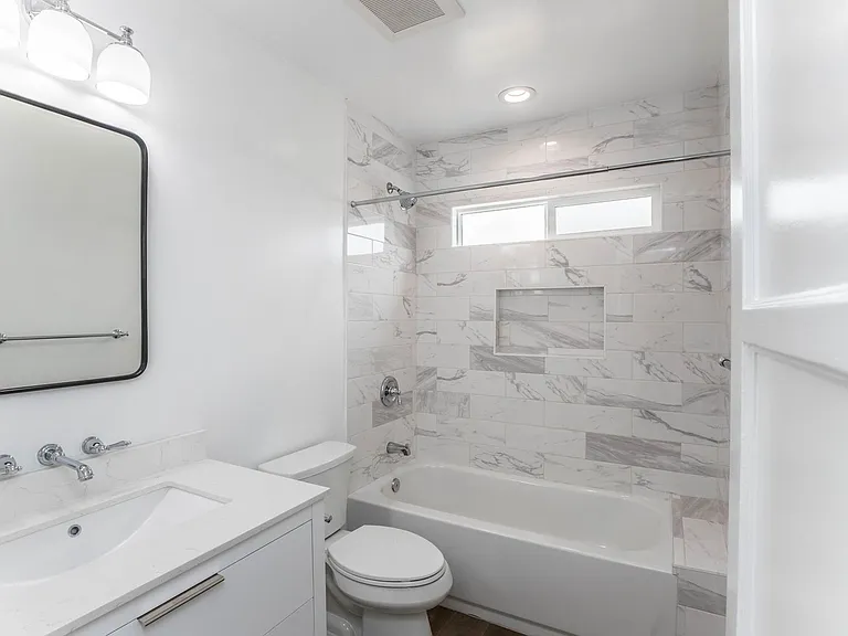 740 Flower Ave #742 — Photo 12