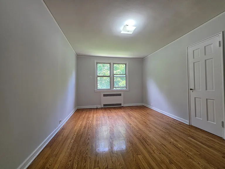 Fulton Park Apartments — Photo 10
